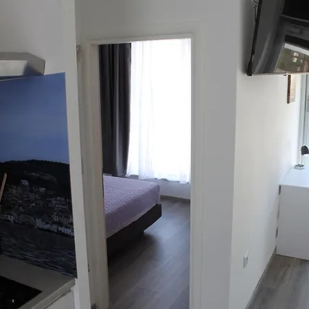 Apartamento D R Šibenik