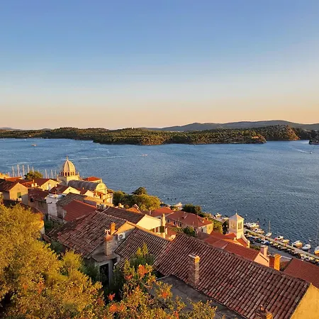 Dr With Free Private Parking Sibenik