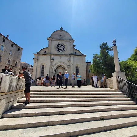 Dr With Free Private Parking * Sibenik